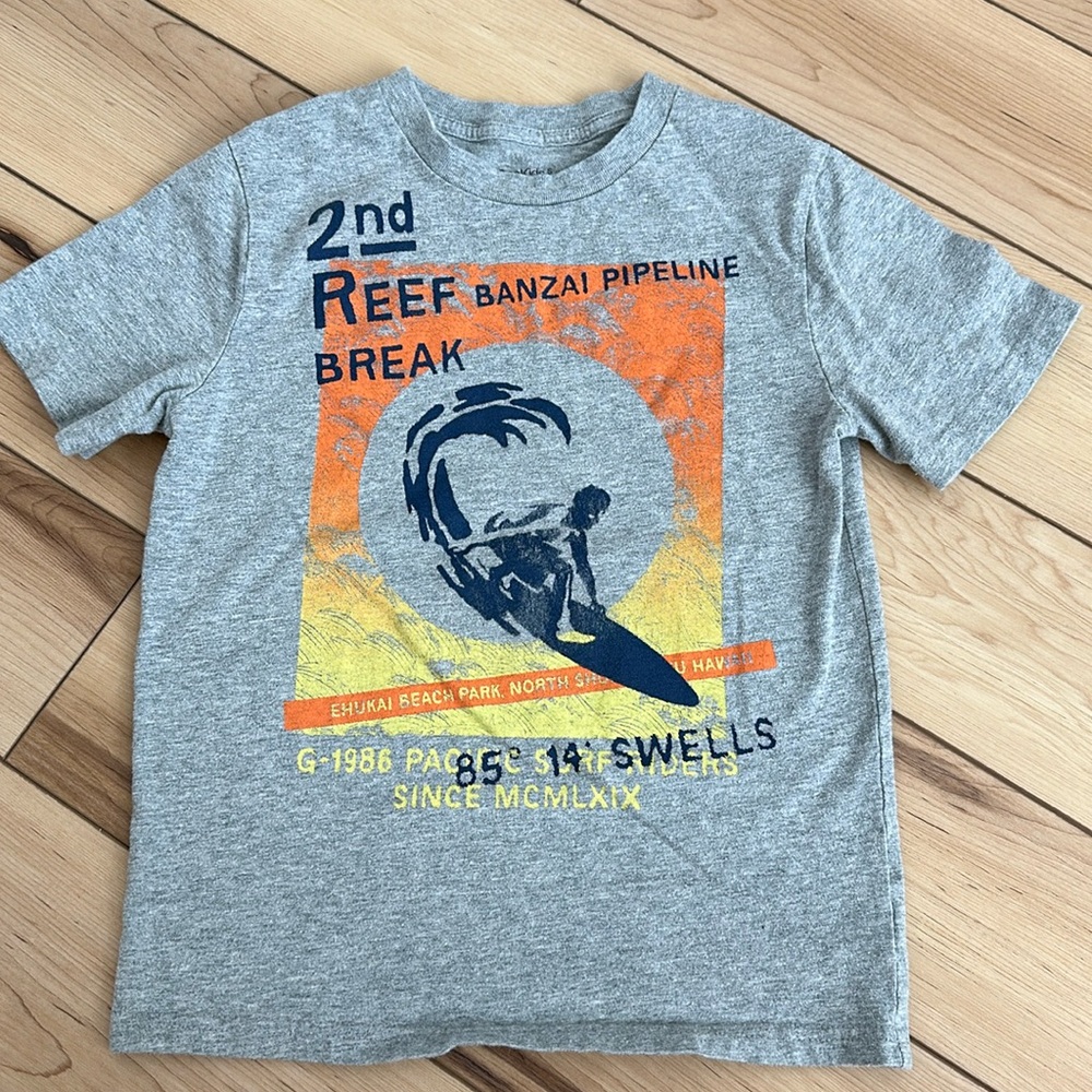 Gap kids boys short sleeve t-shirt size 6/7